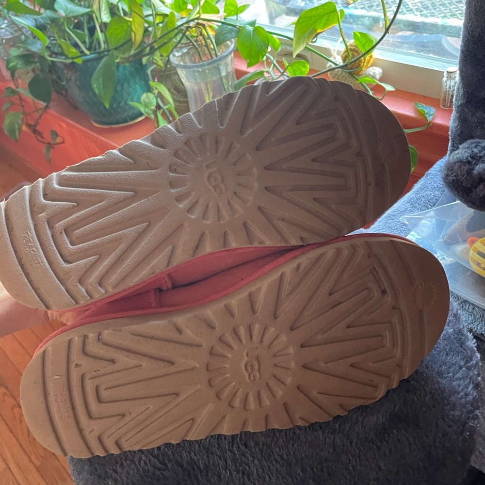 Uggs Short Boots - image 3